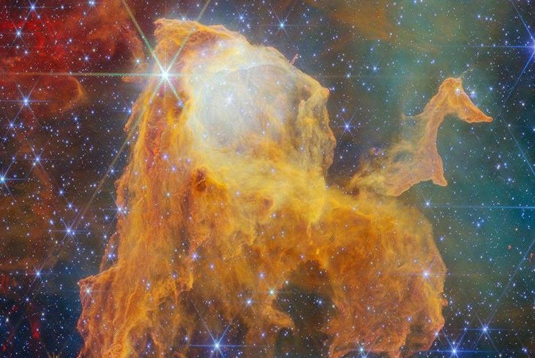 APOD: 2026 September 17 – A Treasure Chest in the Carina Nebula